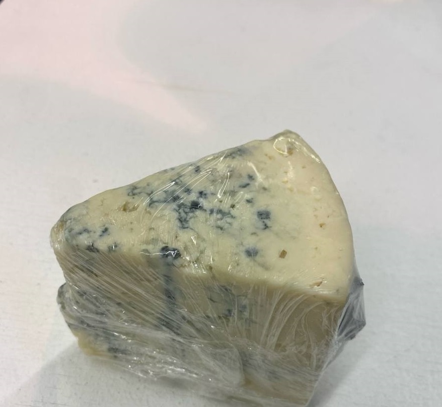 Сыр "Рокфорорини" с голубой плесенью 