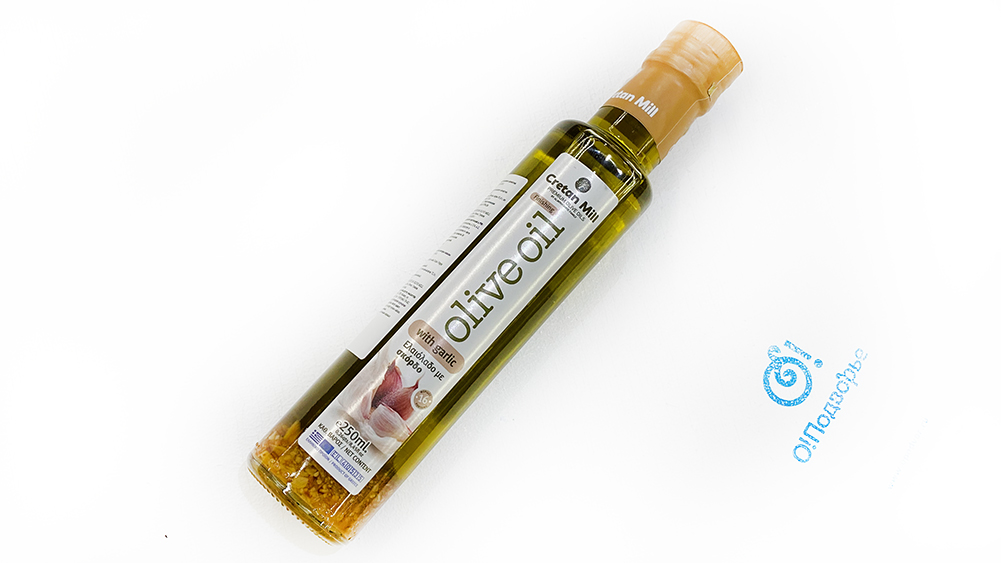 Масло оливковое нерафинированное  высшего качества с чесноком Extra Virgin Olive Oil Cretan Mill, Греция (на разв.),  0,25 л.