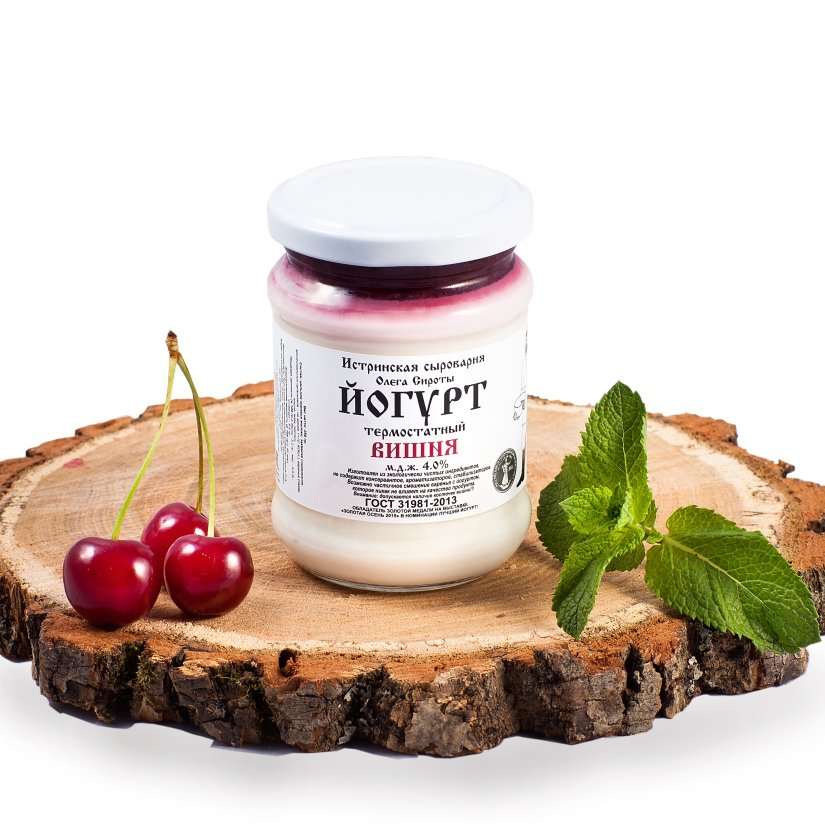 Йогурт вишня 4%, Истринская сыроварня Олега Сироты, 200 грамм