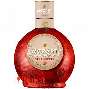 ЛИКЕР МОЦАРТ КЛУБНИКА 0.5л