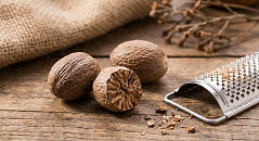 Мускатный орех целый