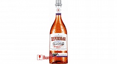 НАСТ.СЛАД. ЗИМНЯЯ ДЕРЕВЕНЬКА ЧЕРНОПЛОДНАЯ РЯБИНА НА КОНЬЯКЕ 0.5л