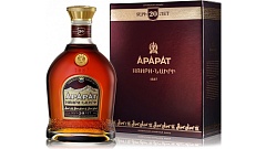 КОНЬЯК АРАРАТ НАИРИ 20ЛЕТ 0.7Л в ПУ